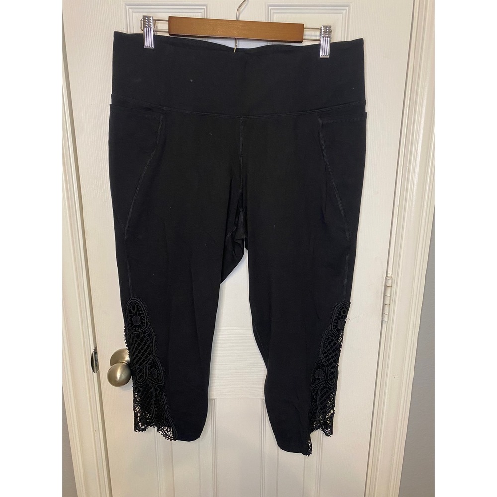 Livi  Leggings Womens Plus 18 20 Black Crochet Lace Trim Capri High Rise Pocket